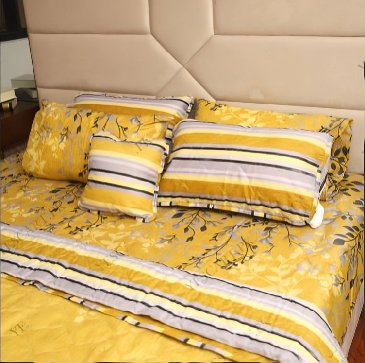 7 Pcs Quilted Comforter Set - Laburnum